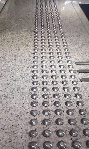 Empresa de piso tátil Empresa de piso tátil